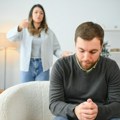 Да ли сте свом партнеру мајка или супруга? Шта се крије иза доминантне жене и пасивног мушкарца и какве то последице има на…