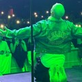 Suze u publici: Boban Rajović u skupom stajlingu deo koncerta u LJubljani posvetio Halidu Bešliću (foto)