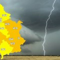 RHMZ izdao narandžasto upozorenje na olujno nevreme sa grmljavinom i gradom!
