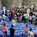 Podeljeno 379 kolica za bebe: Nova mera Grada Smedereva za podršku roditeljima