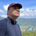 Držao zmije, gledao medveda u oči, a u kvizu "potera" bio strah i trepet: Jovan Memedović dao otkaz na RTS posle 30 godina…