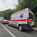 Džip se zakucao u putarsku prikolicu: Teška saobraćajna nezgoda na auto-putu Miloš Veliki, interveniše ekipa Hitne pomoći