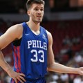 NBA as divljački udario Srbina, pa nastao lom: Petrušev u klinču sa Simonsom: NBA veteran odmah skočio da brani Filipa!