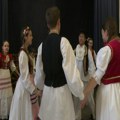 Javni čas folklora sutra u KC "Barka"