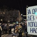 Šesti protest isred RIK-a: Studenti dali rok Vučiću da ispuni zahteve ili će blokirati Beograd