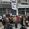 Studenti Filozofskog u Nišu odbili onlajn nastavu: „Nije nam jasno zašto su profesori sad odlučili da promene stranu, neki…