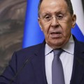 Lavrov: Nadamo se da će protesti u Srbiji biti rešeni na osnovu Ustava i zakona