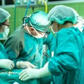Brza reakcija roditelja spasla mališana Pogledajte šta su lekari izvadili iz njega bez ijednog reza