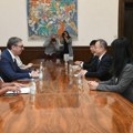 Predsednik Srbije razgovarao s ambasadorom Kine