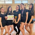 Gimnazijalke opet zablistale: Paraćinke pobednice u sportskoj gimnastici