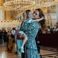 "Imali smo čast da celivamo jednu od najvećih svetinja hrišćanstva": Žena Nikole Rokvića sa najmlađom ćerkom se poklonila…
