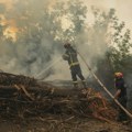 Borba sa vatrenom stihijom u Deliblatskoj peščari: Nema procene kada će požar biti ugašen
