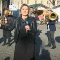 Tanja Banjanin uvodi Somborce u Novu godinu, u Apatinu prvi put dnevna žurka