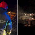 Zastrašujući snimak požara kod Sremske Kamenice! Vatra guta vikendicu, prvi sprat nestao u plamenu! (video)
