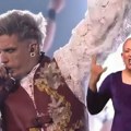 (Хит видео): Жена са ББЦ-а која је преводила Евровизију 2024 - скакала, играла и певала у програму уживо током наступа Баби…