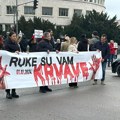 Završen protest u Novom Sadu, ali i sednica pokrajinske Skupštine posle prekida i incidenata (FOTO)