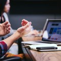 Nova ekonomija: Čiji radni dan najduže traje, a čiji najkraće?