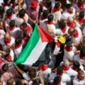 Propalestinski aktivisti otvorili utrke s bikovima u Pamploni