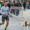 U Rimu počela "trka sa šest nogu", učestvuju ljubimci zajedno sa vlasnicima