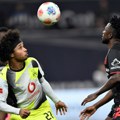 Борусија играла главом и освојила Леверкузен ВИДЕО