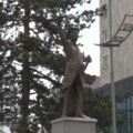 U Gradišci u otkrivena statua Nikole Tesle