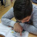YUROM CENTAR TRAŽI PROMENE: Četiri ključna predloga za obrazovanje romske dece