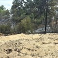 Jak vetar nova opasnost za rasplamsavanje požara u Deliblatskoj peščari