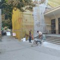 Tončev gradnja ponovo sanira fasadu prokupačke Gimnazije, nepoznato ko je angažovao firmu i ko plaća radove
