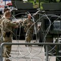 Britanski Gardijan: Bela kuća upozorava na „neviđeno“ gomilanje srpskih trupa na granici sa Kosovom