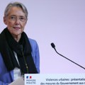 Francuska premijerka podnela ostavku
