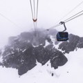 Haos na skijalištu: Snažna oluja zatresla kabine; skijaši evakuisani VIDEO