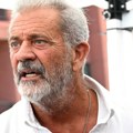 Mel Gibson ostao bez kuće, ali "kokoške su preživele"