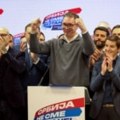 U jeku protesta u Srbiji vlast hoće referendum o poverenju Vučiću