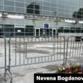 Devojka povređena u padu nadstrešnice ide na rehabilitaciju