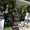 SAZNAJEMO Dekanat Medicinskog fakulteta u Beogradu podržao studente: Nema onlajn nastave za buduće lekare