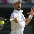 Đoković bez finala Vimbldona: Novak nemoćan, Siner po peti put uzastopno bolji