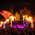 Tuborg Lovefest je zvanično počeo: Beefeater H2O Stage otvorio festival, večeras spektakl na Fire Stage-u