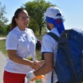 Ministarka Pavkov na Fruškoj gori sa mladima: Na tri lokacije započela veliku nacionalnu ekološku kampanju (foto)