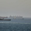 Tanker UAE gađan raketom dok je prolazio kroz Ormuski moreuz