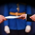 (NE)KOREKTNO Čuo je svet! Srbi nisu lak zalogaj, Amerika gužva antiruski papir – isplivala istina