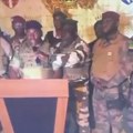 U Africi opet vojni puč: Vlada Gabona preuzeta od strane vojske (video)