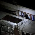 Novi snimak uništene zgrade u Smederevu: Odvaljena vrata i prozori, umesto krova ostale samo daske, stanarima svaka pomoć…