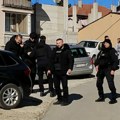 Rafali u Severnoj Mitrovici Kurtijevi policajci izbušili zgrade, dvojica povređena