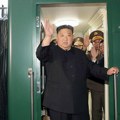 Kim Džong Un se hvali oružjem! Severnokorejski lider nadgledao vežbe gađanja aritljerijskih jedinica