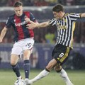 Vlahović zamenjen - Juventus od 0:3 do 3:3 u Bolonji uz sjajan gol Milika VIDEO
