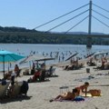 Štrand podelio novosađanke "Za nas odrasle kupanje na Dunavu je sastavni deo leta"! „Neka hvala...“, komentari samo…