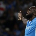 Napoli rutinski zadržao prvo mesto: Lider Serije A prekinuo niz "novajlije", Lukaku blistao