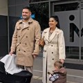 Ljuba Perućica u kolevci nosi ćerku: Katarina brzo ušla u auto, evo kako izgleda tri dana posle porođaja