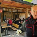 Ko je vojo, čovek sa 10 bazena: Počeo s jednim pa pre deceniju i po došao na ideju, sad ima restoran i apartmane, pomogle i…