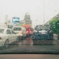RHMZ upozorava na nevreme u Srbiji: Pljuskovi, grad i olujni vetar